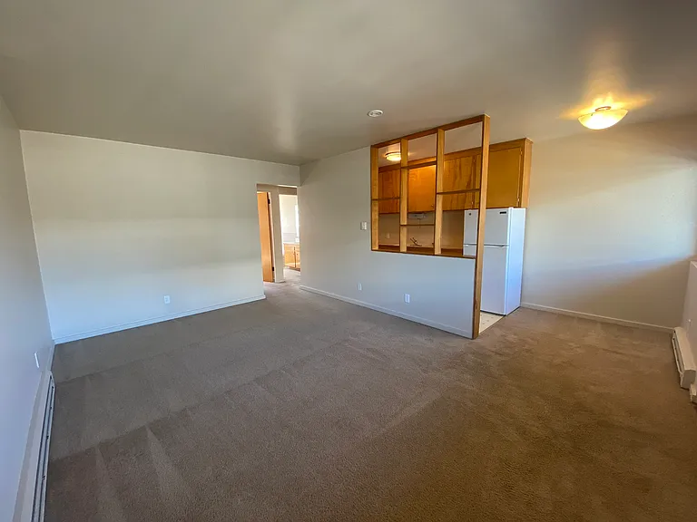 Cortina Apartments — Photo 5