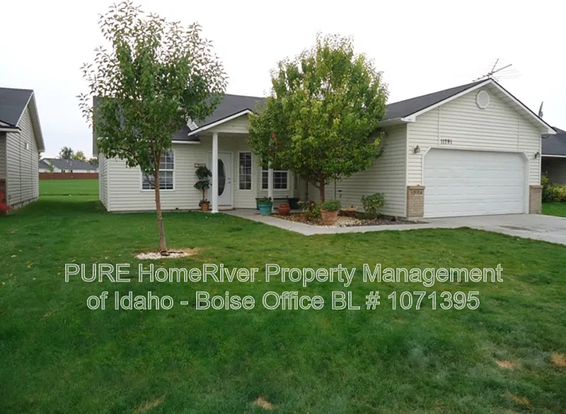 11791 W Huckleberry Dr