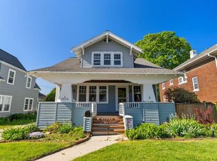 1614 Torrison Dr, Manitowoc, WI 54220