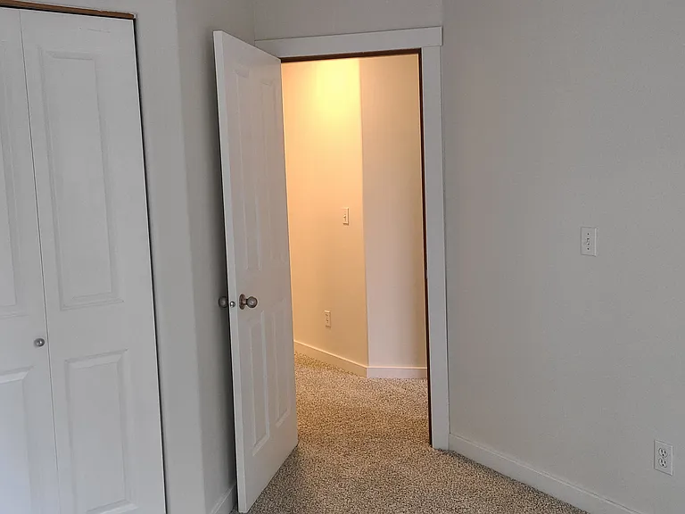1410 McKittrick St #1 — Photo 37