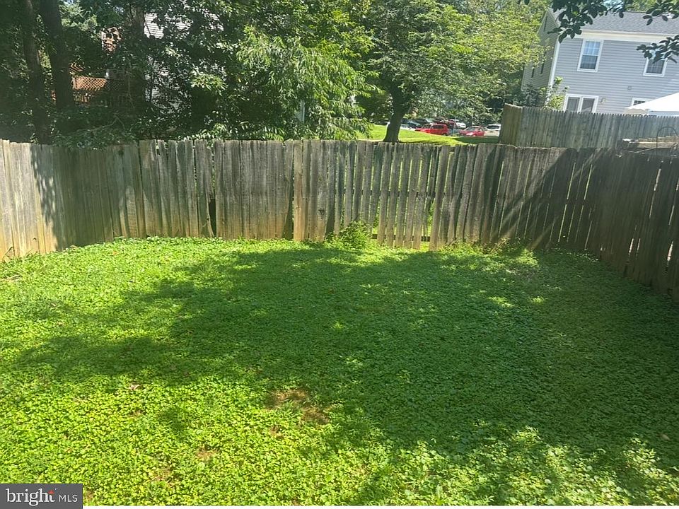2nd image of 17531 Gallagher Way