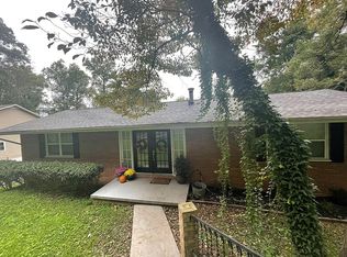 1132 Ridgeleigh Cir, Dalton, GA 30720