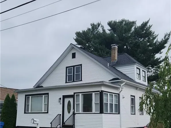 48 Burbank St, Cranston, RI 02910