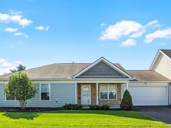 703 Cumberland Meadows Cir, Hebron, OH 43025