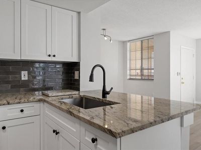 1727 Village Blvd APT 101, West Palm Beach, FL, 33409