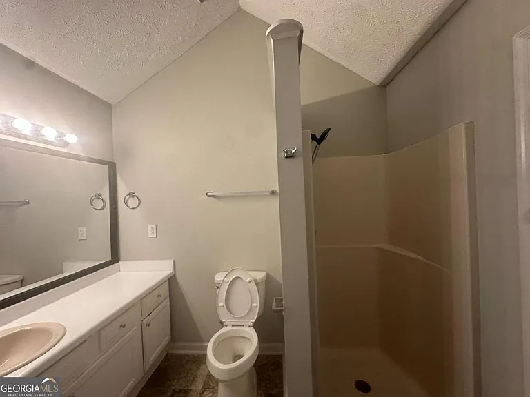 40 Lake Ct — Photo 19