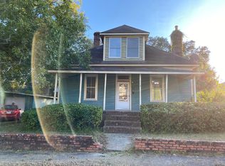 104 Dewey St, Waycross, GA 31501