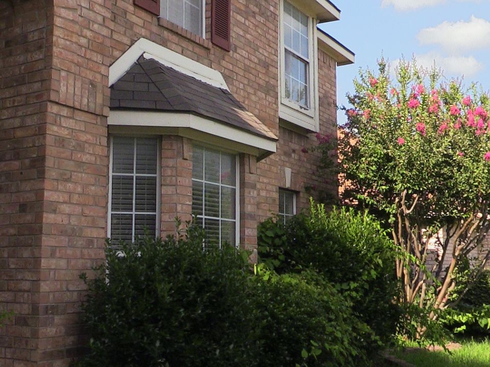1st image of 4665 Parnell Ln
