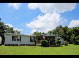 1684 E Harmons Ferry Rd, Utica, KY 42376