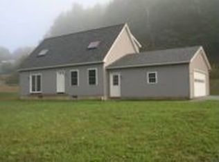 6 Riverside Ln, South Royalton, VT 05068