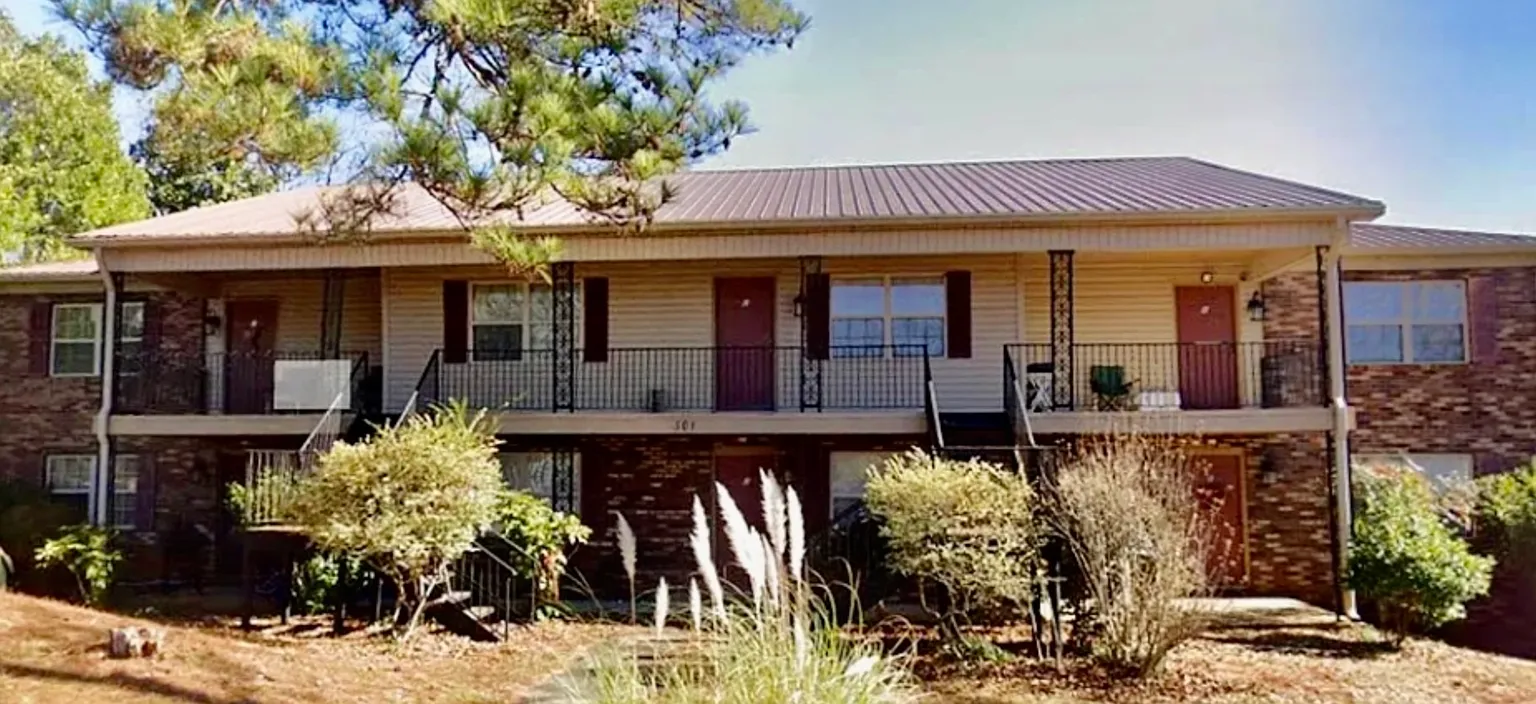 501 Goodwin Avenue, — Photo 1