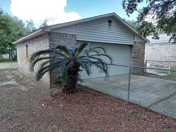 5th image of 5601 Sea Spray Dr