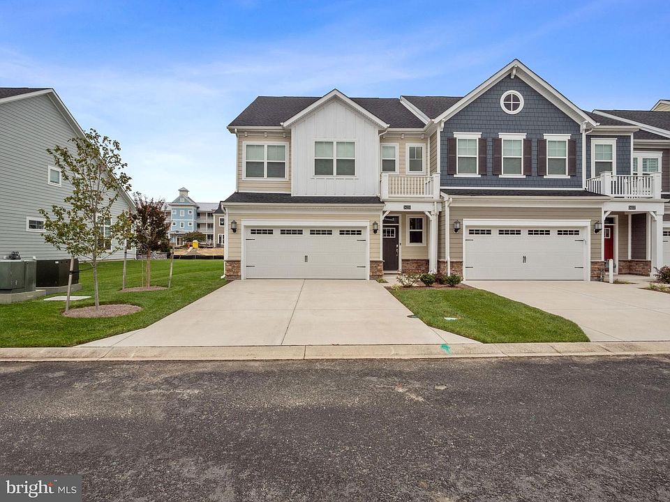 1st image of 24235 Canoe Dr #206