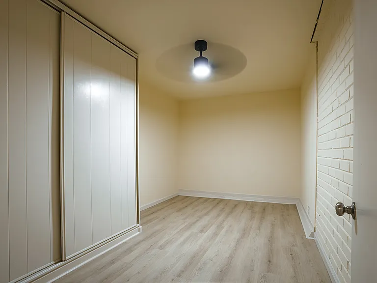 582 Euclid Ave #B — Photo 19