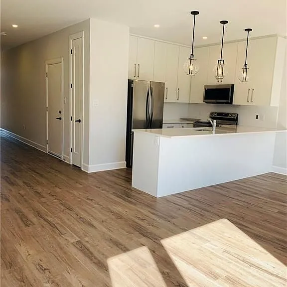 175 Doan Dr #111 — Photo 8