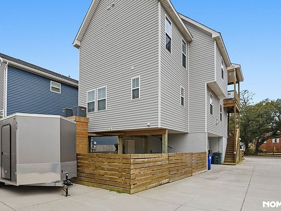 4th image of 9538 13th Bay St