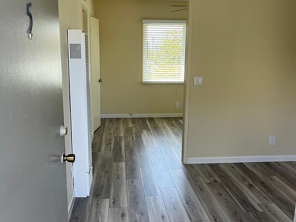 2nd image of 1840 Colonia Pl APT 5