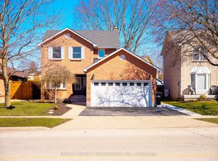 23 Cowan Blvd, Cambridge, ON N1T 1E5