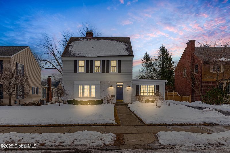 2nd image of 209 Lenox Avenue