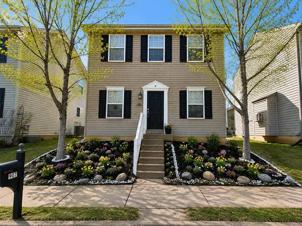 907 Carpathian Dr, Lake Saint Louis, MO 63367