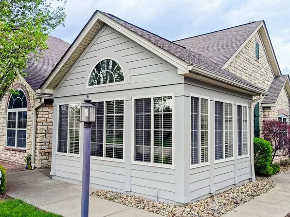 9264 Sharrott Rd Unit 201, Youngstown, OH 44514