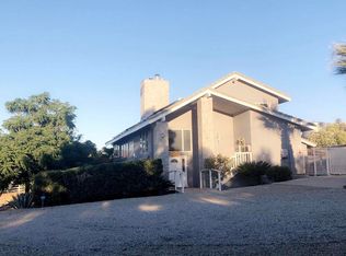 9837 Hierba Rd, Agua Dulce, CA 91390