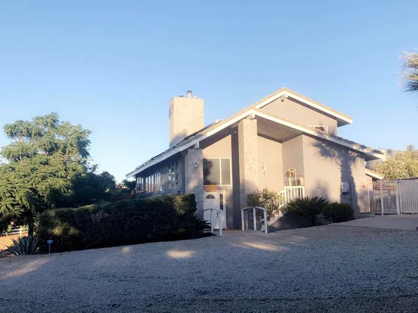 9837 Hierba Rd, Agua Dulce, CA 91390