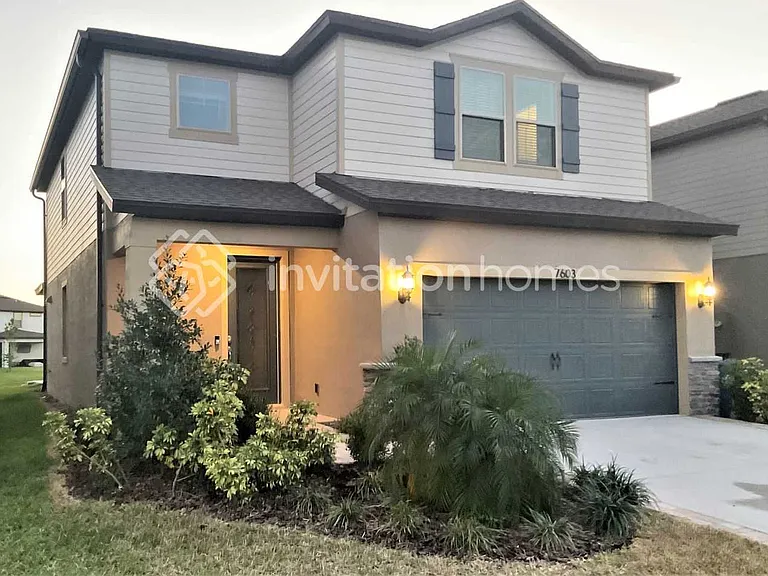7603 Pool Compass Loop — Photo 1