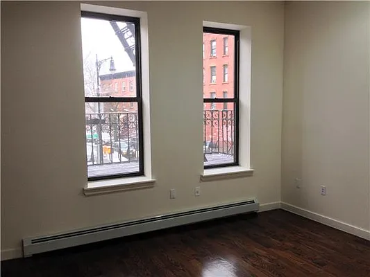 Rented by I & I New York | media 41