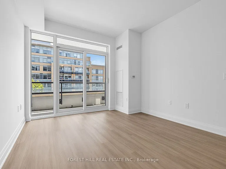 700 Sheppard Ave W #403 — Photo 21