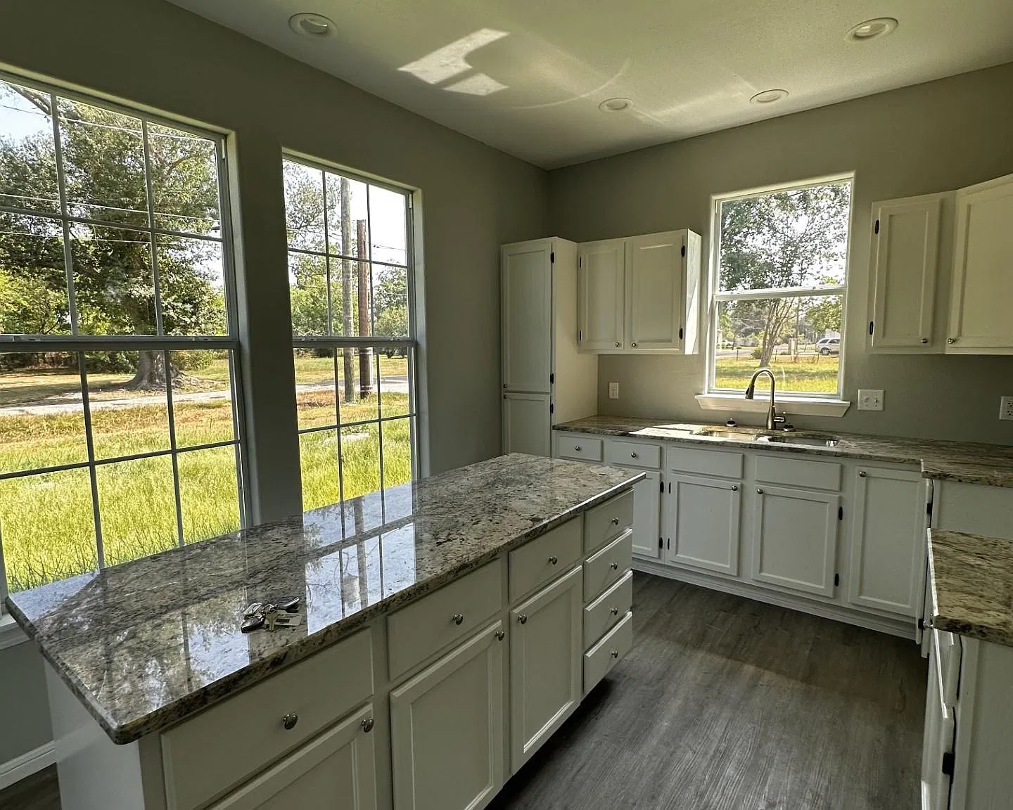 2 bed, 1293 sqft, $1,450 — Photo 3