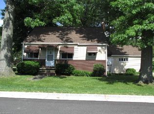 103 Moorewood Ave, Avon Lake, OH 44012