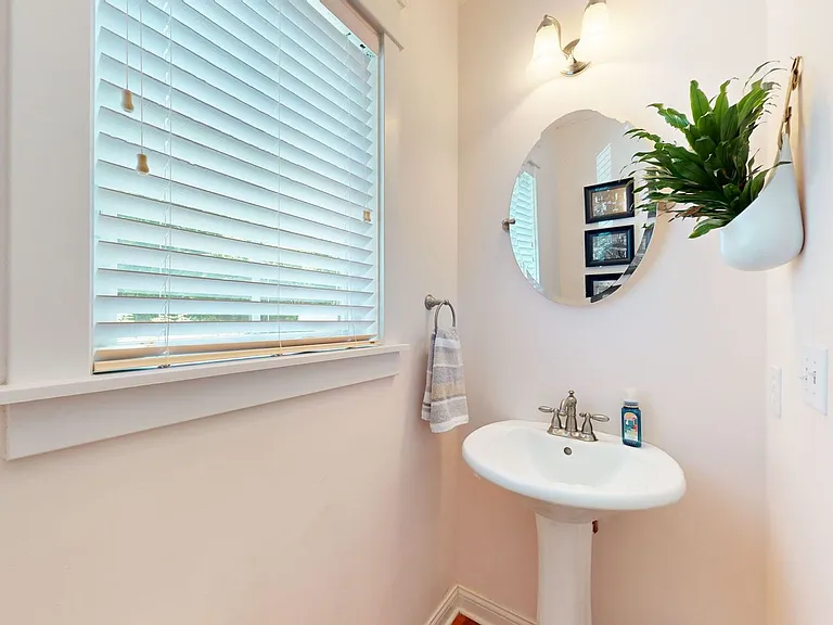 2343 Bickel Rd — Photo 11