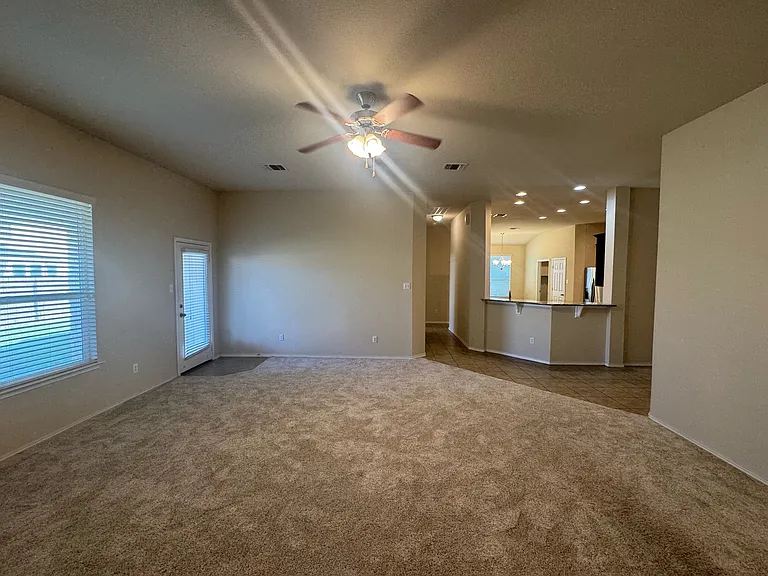 6512 La Sol Ln — Photo 8