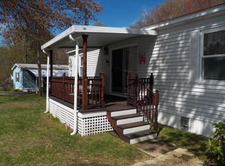 23 Tyler St, Brookfield, MA 01506