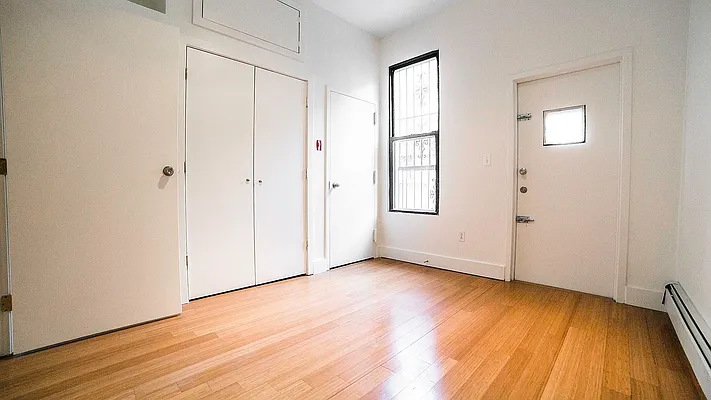 Rented by Nooklyn NYC LLC | media 9