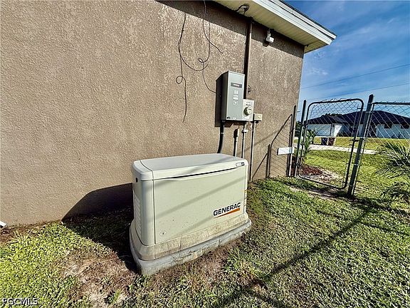 5th image of 338 Pyramid Ave