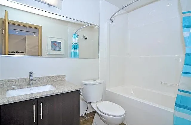 135 13th Ave SW #1510 — Photo 11