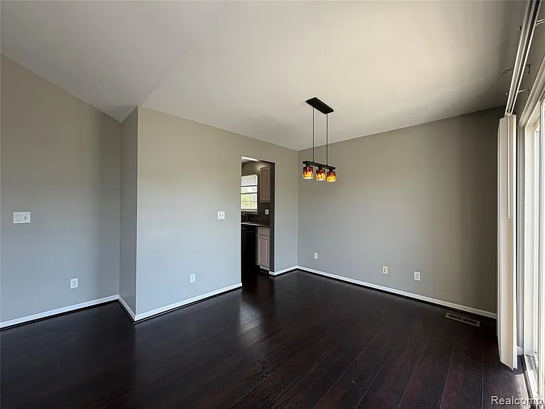 1908 Flagstone Cir — Photo 10