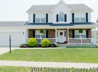 1703 Hunters Ridge Ct, Mahomet, IL 61853