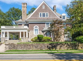 240 Van Cortlandt Park Ave, Yonkers, NY 10705