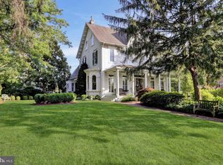 2 E Main St, Moorestown, NJ 08057