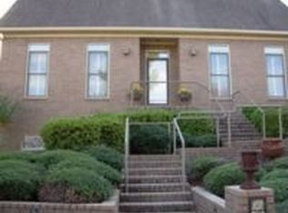 12605 Hunters Hill Rd, Little Rock, AR 72211