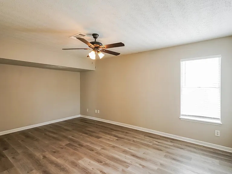 4017 Pepperwood Dr — Photo 10