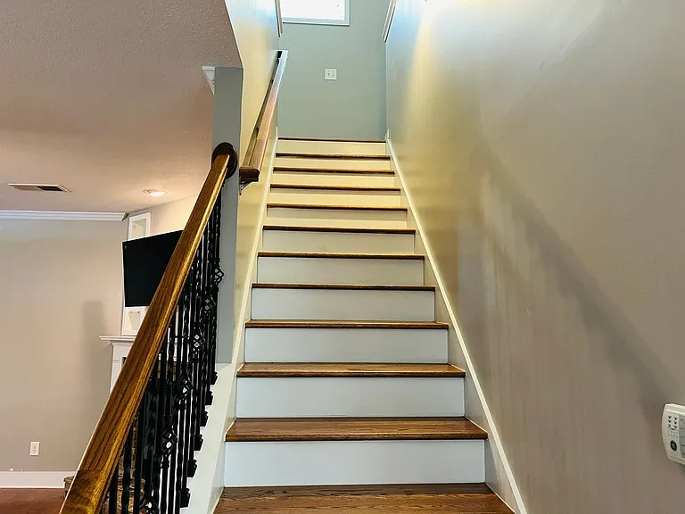 71 Covington Ter — Photo 12