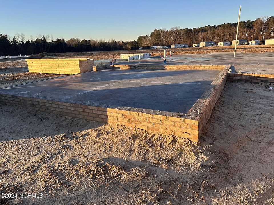 2nd image of 292 Herring Road