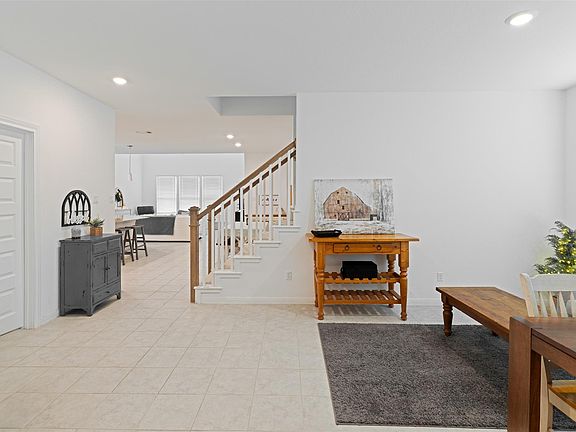 4th image of 237 Sand Lily Ln