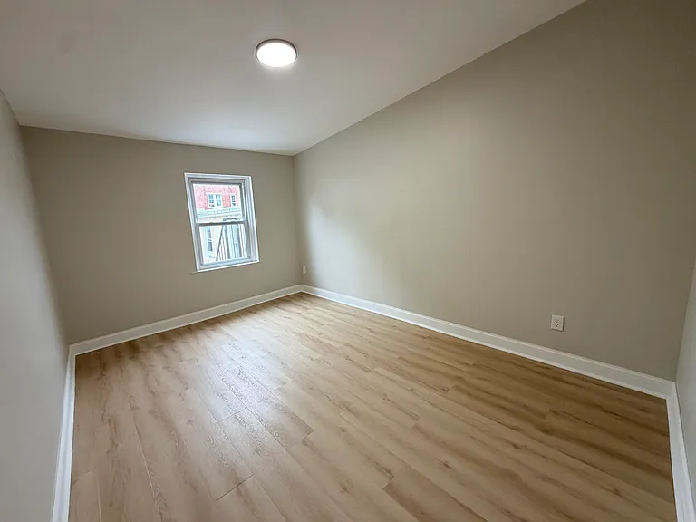 217 Northampton St #4 — Photo 20