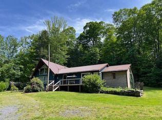 198 Campsite Rd, Mount Nebo, WV 26679