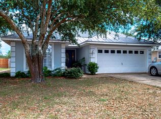 71 S Harborview Rd, Pt Washington, FL 32459